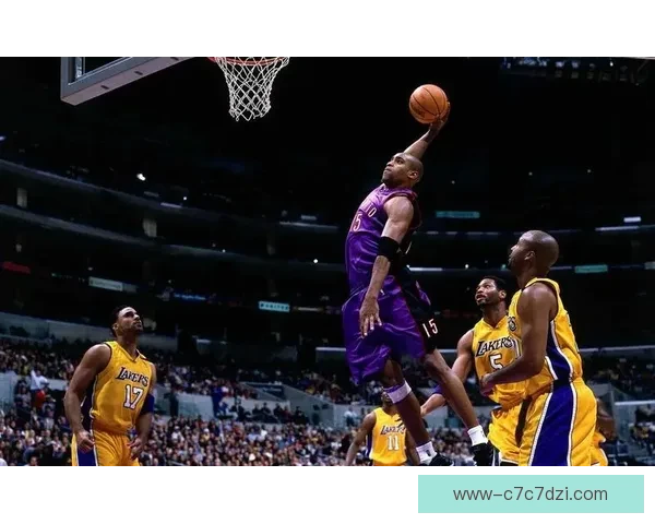 扣篮首轮卡特布莱恩特45.6